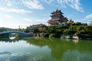 Naklejka premium Palace on Lake, Beautiful Penglai San Xian Mountain, Shandong, China