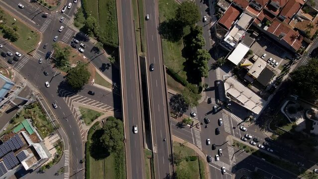 Vista a&eacute;rea da cidade de  S&atilde;o Jos&eacute; do Rio Preto estrada federal