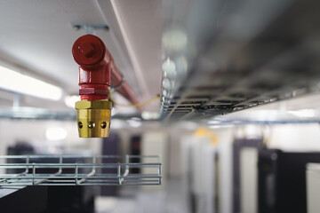 Clean agent fire suppression system used in data centers, backup battery rooms, electrical rooms (under 400 volts), sub-floors or tape storage libraries.