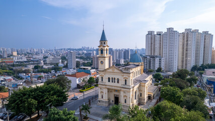 Fototapeta na wymiar Largo da Matriz. Church in the neighborhood of the Freguesia Do O. In São Paulo, SP