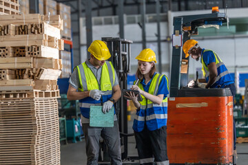 A warehouse advisor leads CO2 reduction efforts, sustainable logistics with electrical vehicles.