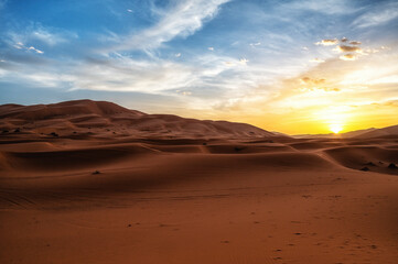 Fototapeta na wymiar Sand dunes in the great Sahara desert in Morocco
