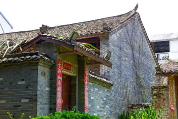 Fototapeta na wymiar Ancient buildings and old houses in traditional Chinese countryside