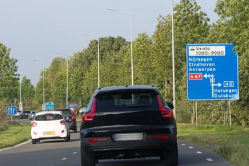 Gordijnen Verkehrsschilder in Venlo, Niederlande © hkama