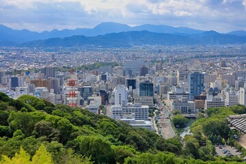 Fototapeta na wymiar 松山城から見た松山市街