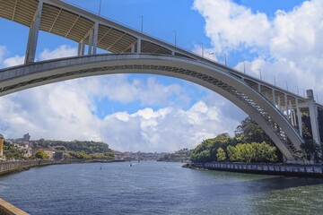 Image of the bridge Ponte da Arrabida over the Douro river near Porto
