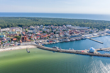 Port na Helu z drona 