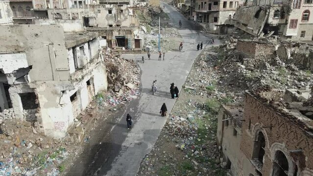 Houses destroyed due to the violent war in the city of Taiz, Yemen
