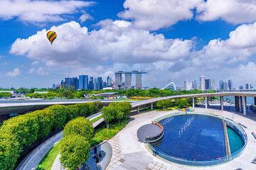 Colorful balloon with cityscape view of Singapore from Marina barrage park Singapore - obrazy, fototapety, plakaty