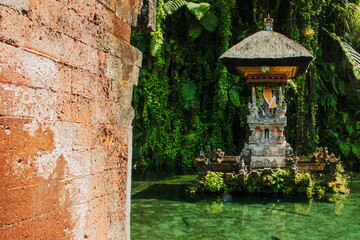Fototapeta premium fountain in the temple