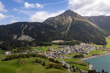 Reschen, Dorf, Reschensee, Reschenpass