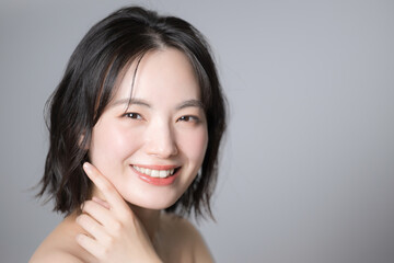 Naklejka premium Beauty image of young Asian (Japanese) women's skin care easy to use in beauty Close-up