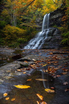 Autumn at Cascades Falls