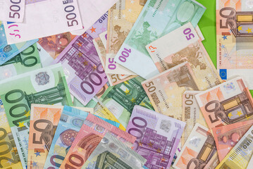 Fototapeta na wymiar various denominations of EU Euro banknotes