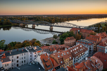 Architecture of the old town in Torun at sunset, Poland. © Patryk Kosmider