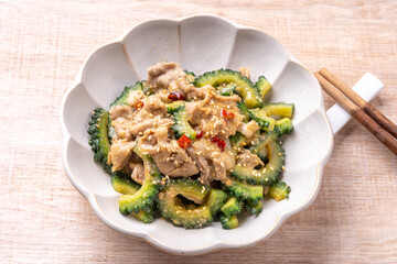 ゴーヤと豚肉の味噌炒め