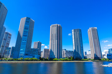 東京東雲のタワーマンション ~High-rise condominium county in Shinonome, a popular bay area in Tokyo.~