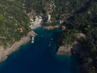 Obraz premium veduta aerea di san fruttuoso di camogli