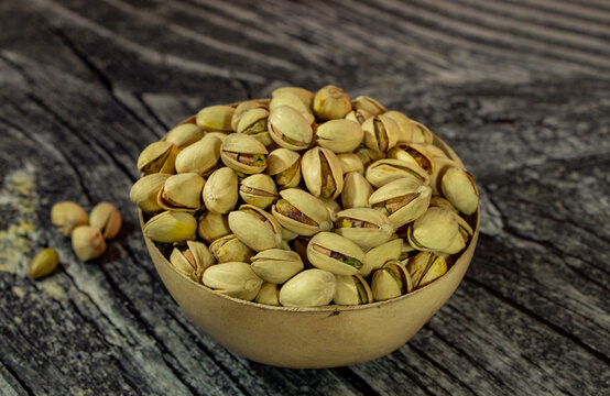 pistachios pistachos