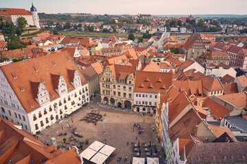 Aussicht der Frauenkirche in Meißen auf den Marktplatz und das Rathaus