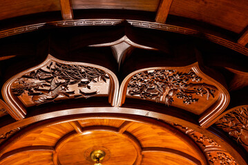 Brilliant and luxurious Chinese-style building with gold wood carving ceiling