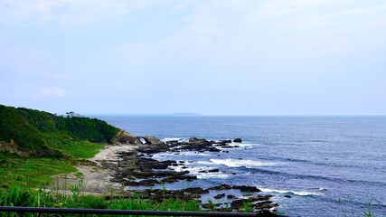 神奈川県三浦市城ケ島ハイキングコースから見える海の風景