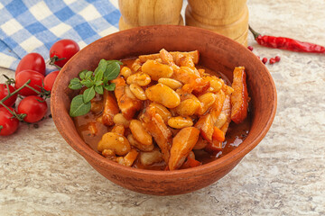 Roasted pork with white beans