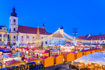 Sibiu, Romania. Christmas Market. - obrazy, fototapety, plakaty