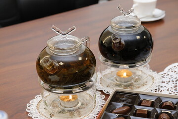 teapot and cups