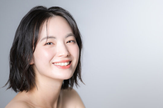 Very user-friendly beauty image of a young Asian (Japanese) woman Close-up of a face　