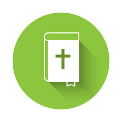 Obraz premium White Holy bible book icon isolated with long shadow background. Green circle button. Vector