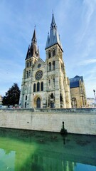CHALONS-EN-CHAMPAGNE (Marne)