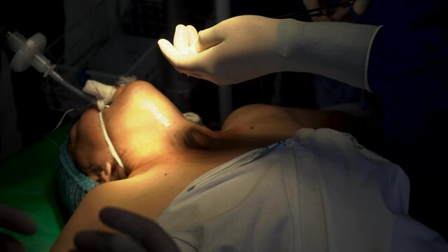 open surgery of a thyroidectomy