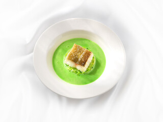 Fischfilet, Zucchini, Fischfilet mit Haut, 