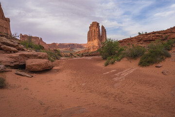 hiking the park avenue trail in arches national park, utah, usa