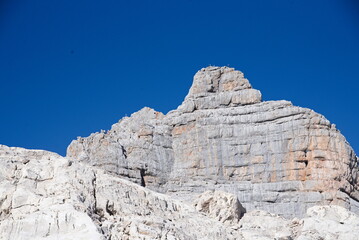 Fototapeta na wymiar Gletscher Dachstein - dominanter Bergfels, Österreich