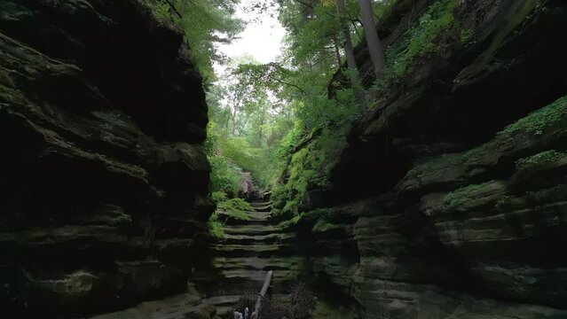 Aerial drone shot of Starved Rock State Park 