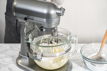 Gingerbread cupcakes