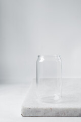 Can shaped glass on a marble tray, novelty trendy glass cup