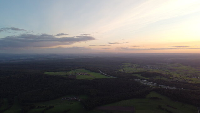 Sonnenuntergang in den schwarzen Bergen der bayrischen Rh&ouml;n (Geroda) 