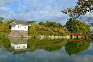 Fototapeta premium 小田原城 隅櫓と学橋