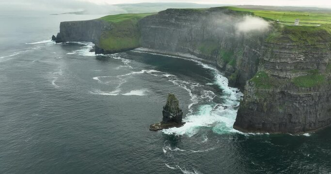 Morning view of Cliffs of Moher in 4k