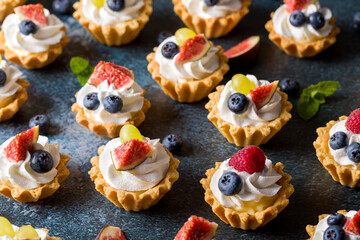 Shortbread fruit basket