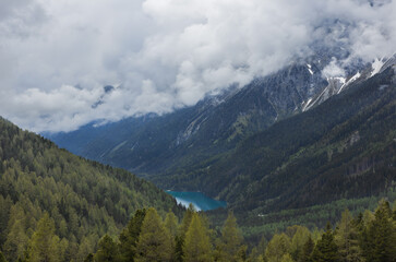 Fototapeta na wymiar Lago Anterselva in the Dolomites
