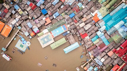 Obraz premium Aerial shot of a fishing village in Phang Nga Province, Thailand.