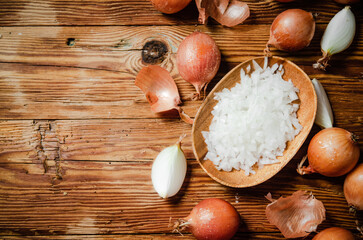 Fresh chopped onion.