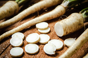 Fresh parsley root .