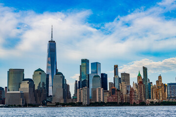 Obraz premium manhattan skyline. new york city. skyscraper building of nyc. ny urban city architecture. midtown manhattan and hudson river. metropolitan city. metropolis luxury cityscape. new york downtown