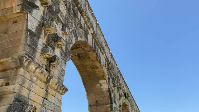 Video of pont du gard on a bright sunny day