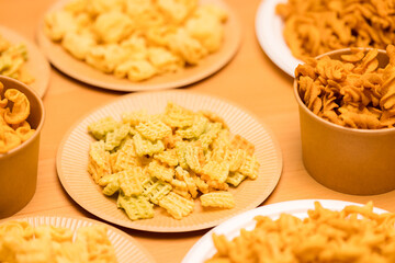 Crispy cracker on the paper plate in party time